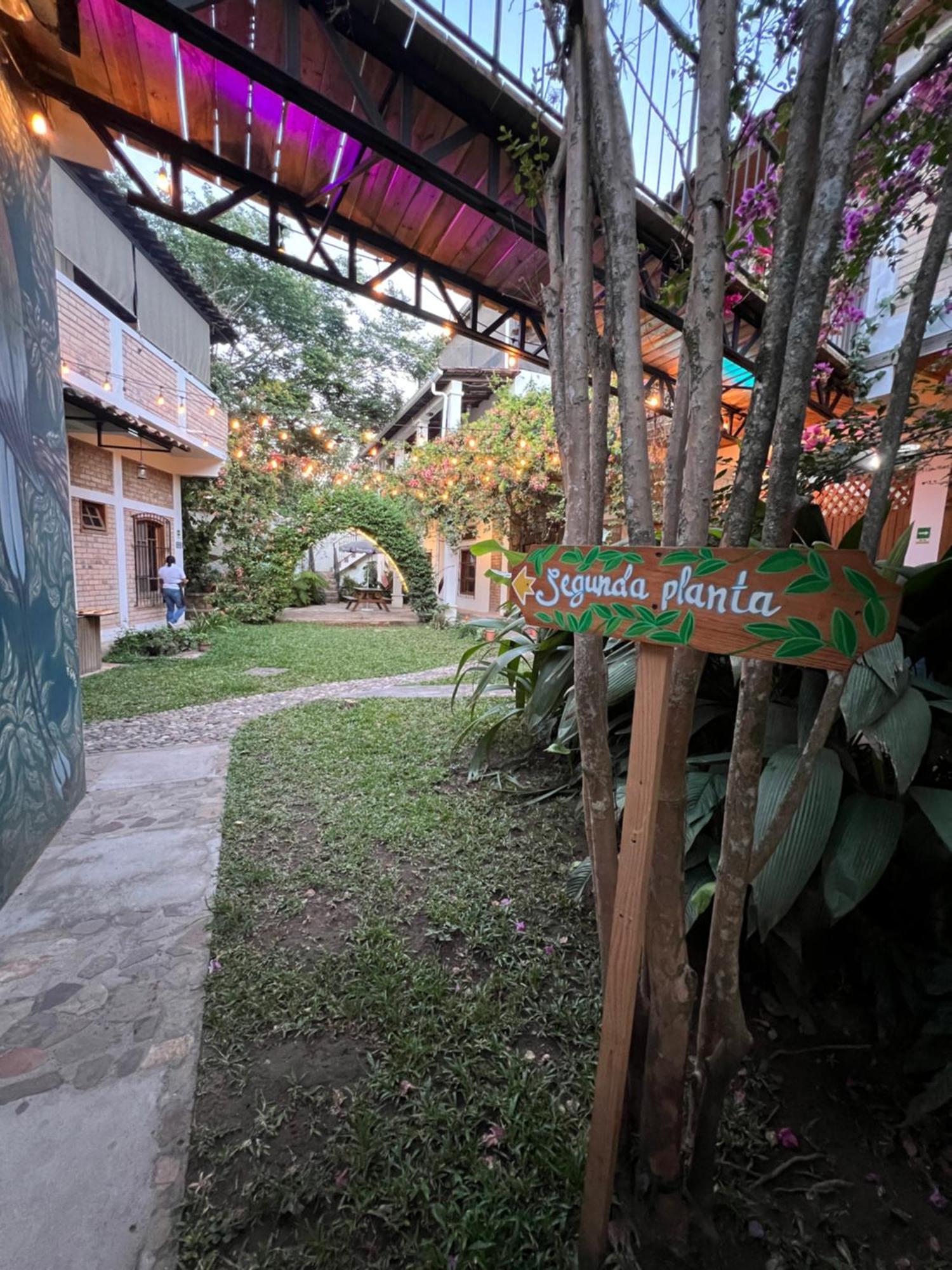 Jardin Cafe Hotel & Restaurant Gracias Zewnętrze zdjęcie